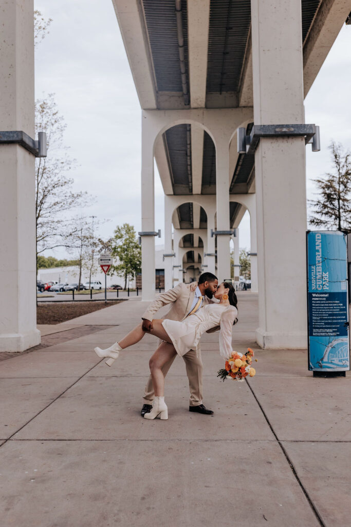 Nashville elopement photographer captures couple after intimate elopement kissing