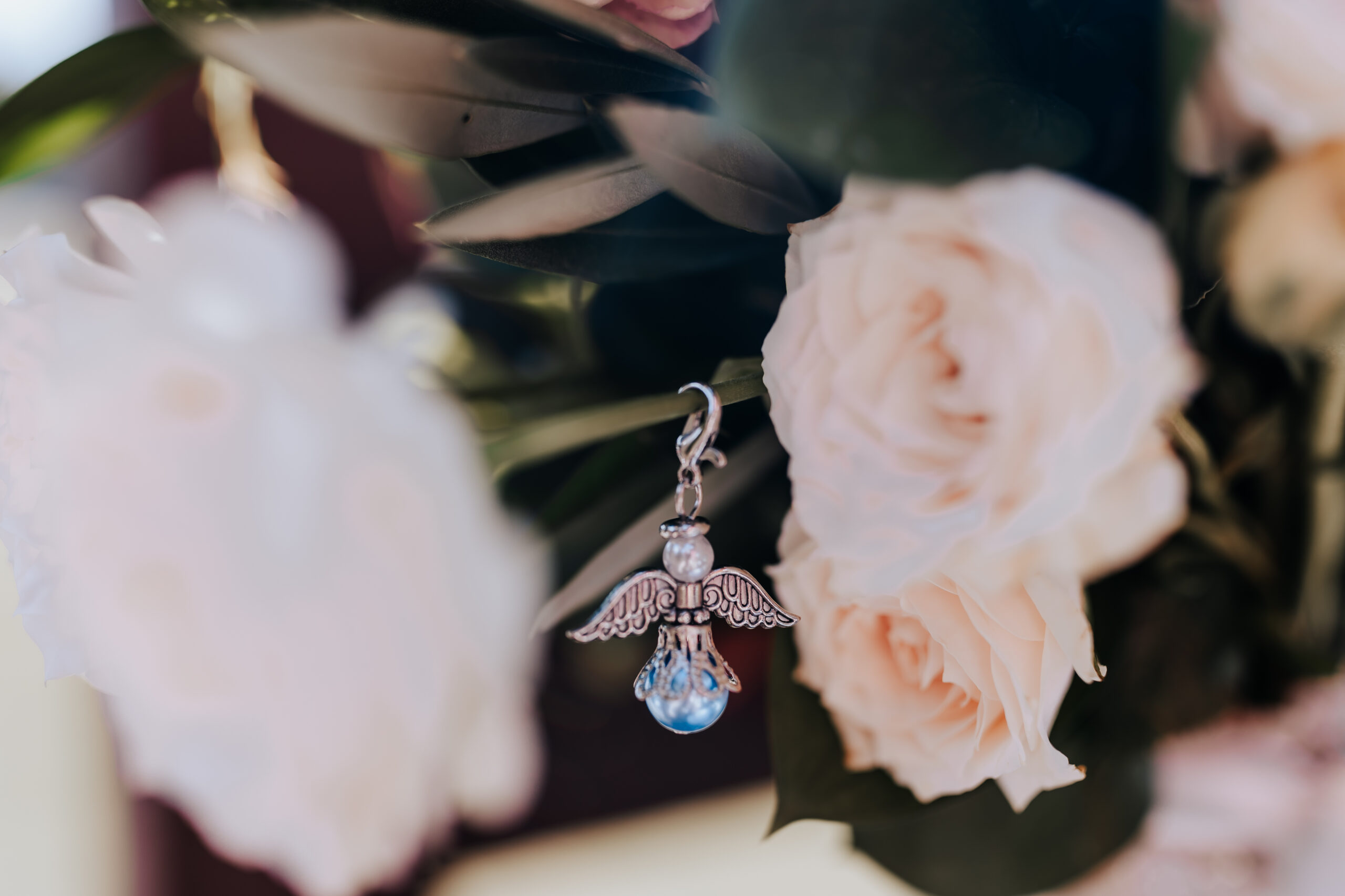 Nashville elopement photographer captures boutonniere charm honoring loved one