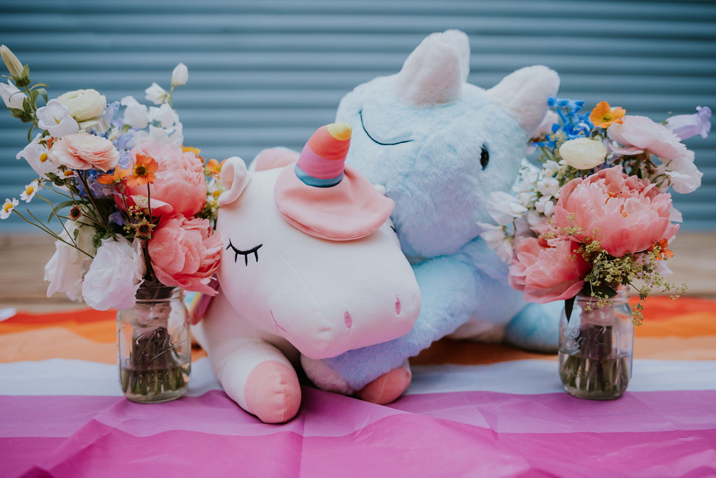 Nashville Elopement Photographer captures stuffed unicorns before wedding