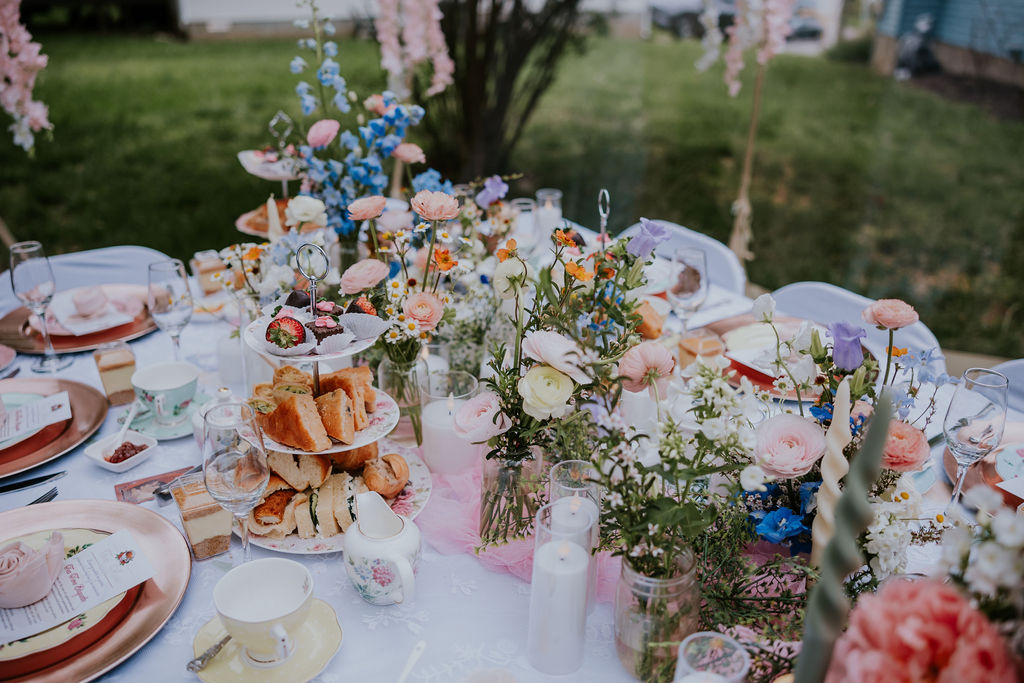 Nashville Elopement Photographer captures table setting with flowers and plates